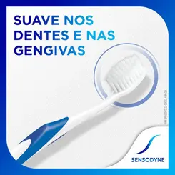 ESCOVA DE DENTE SENSODYNE GENTLE EXTRA MACIA