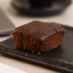 BROWNIE PROTEICO TOPWAY SABOR CHOCOLATE COM AVELA 40G