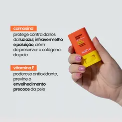 SALLVE PROTETOR SOLAR FACIAL EM BASTÃO FPS60 SEM COR 15G